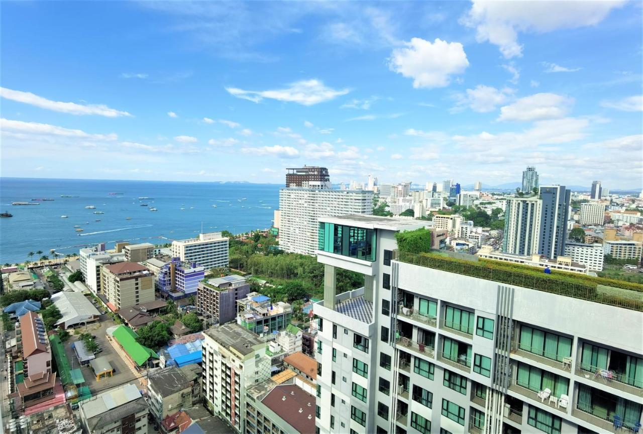 Llx Apartments At The Base Condo Pattaya Eksteriør bilde