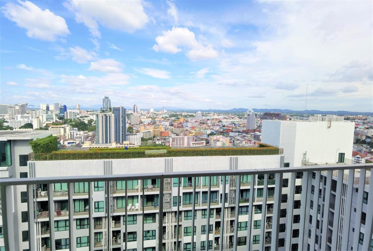 Llx Apartments At The Base Condo Pattaya Eksteriør bilde