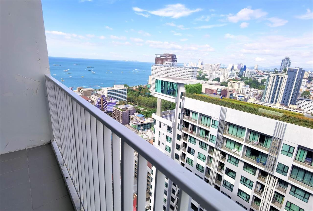 Llx Apartments At The Base Condo Pattaya Eksteriør bilde